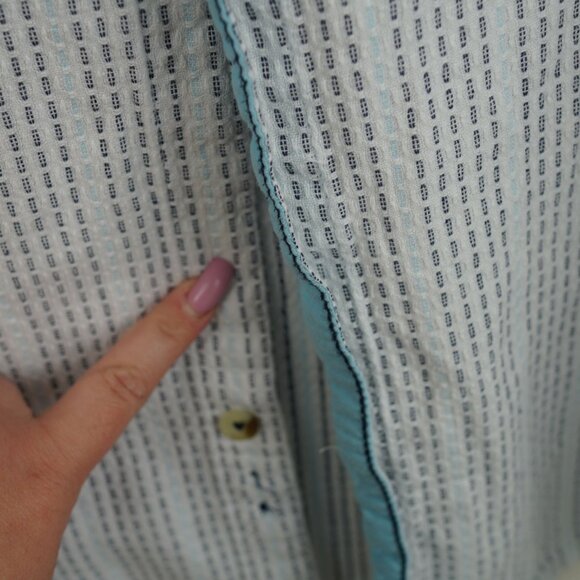 Carbon2Cobalt Blue Striped Button-Up Shirt XL Lightweight Cotton Casual Style - Picture 11 of 13